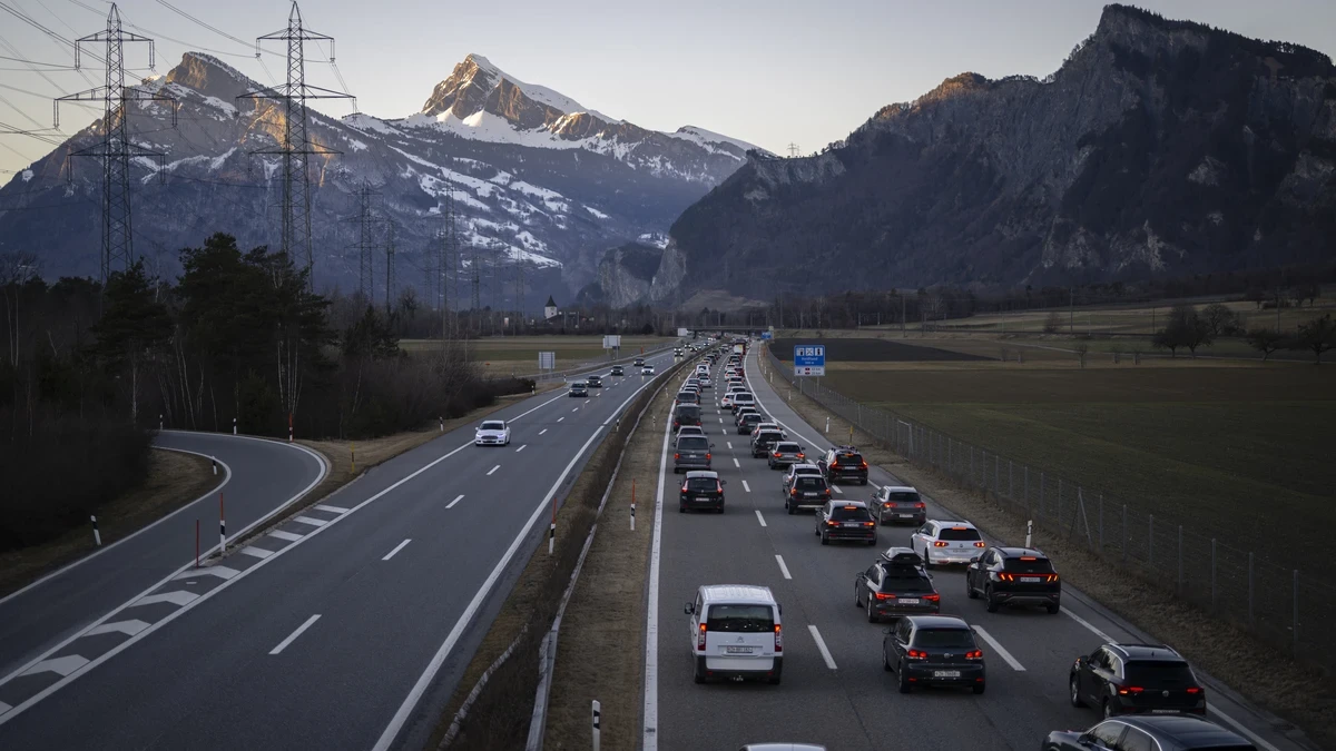 Häufige Fragen zum Autofahren in der Schweiz
